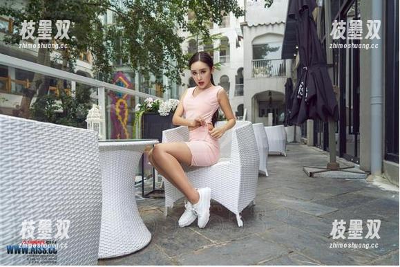观看爱丝的冬日暖阳，保证比你的冬天还要热乎！