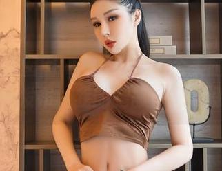Feilin嗲囡囡 – 栗子Riz这个美腿写真，原图一发布，我的腿部自信全没了。