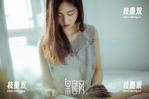 GIRLT果团网 - 翻看松果儿的泳池作品集，期待她后续的动态，水里有啥玄机啊，哈哈。