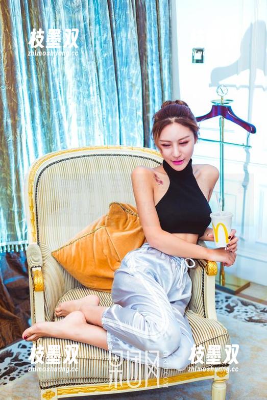 GIRLT果团网 - 王语纯与纯白的邂逅，套图安排上，细节你要下载才行！