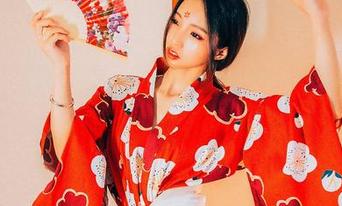 GIRLT果团网 – 黄歆苑女神现身，美图分享超乎你的想象，等你点赞！