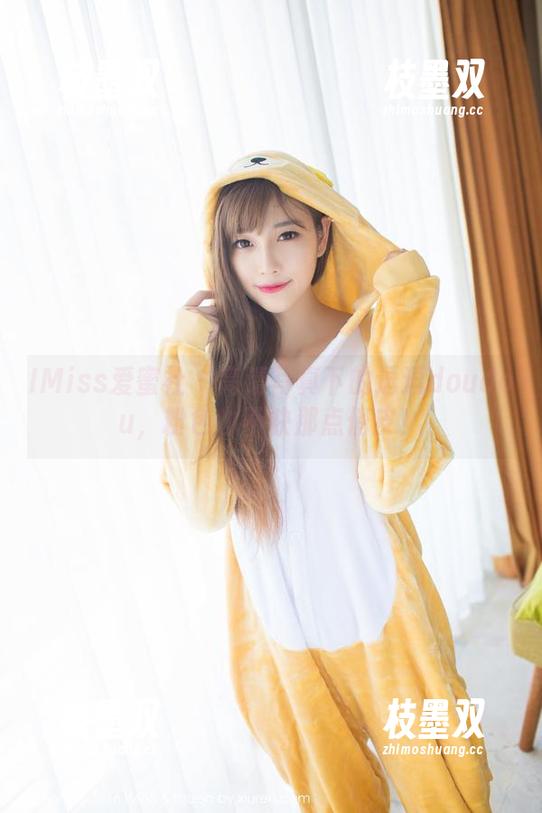 IMiss爱蜜社 - 高清写真下的逗逗doudou，粉色也不缺那点俏皮！