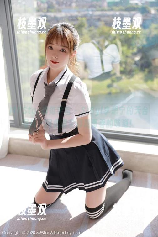 MFStar模范学院-SiByl李思宁 MFStar模范学院 - SiByl李思宁的天台写真,网盘里全都是青春的味道!