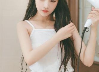 试看喵糖映画最新精选图包，这些丝袜少女真的是腿控的天籁啊，别说我没提醒你！