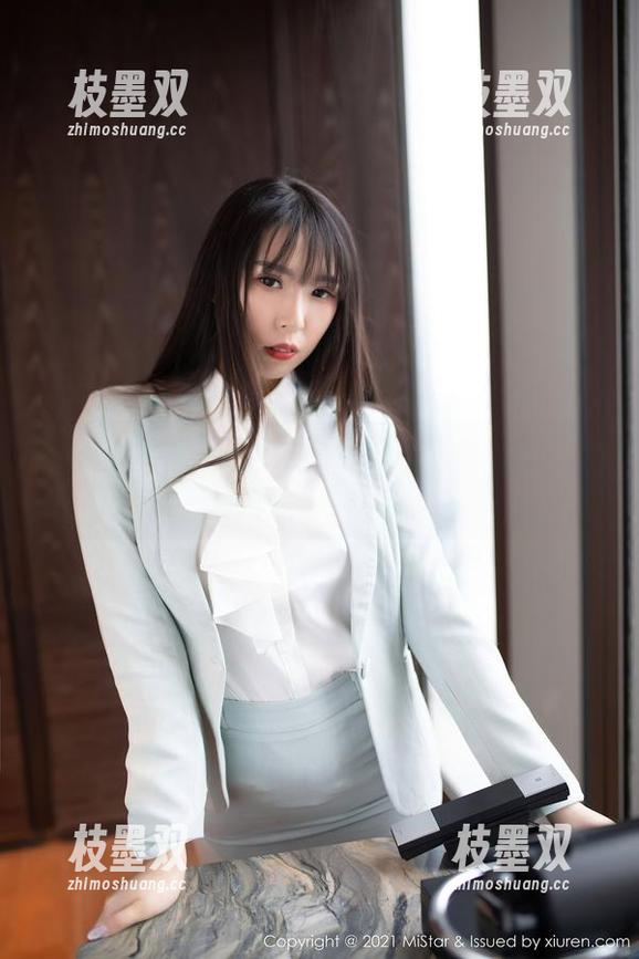 MiStar魅妍社 - 任何话都显得多余：就看SISY思的女友高清写真吧！