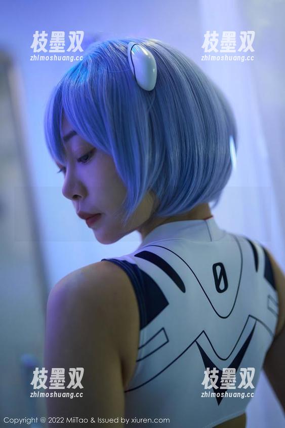 MiiTao蜜桃社 - 吊带风向标：小魔女lily的图册，别问了，脑袋里乱七八糟