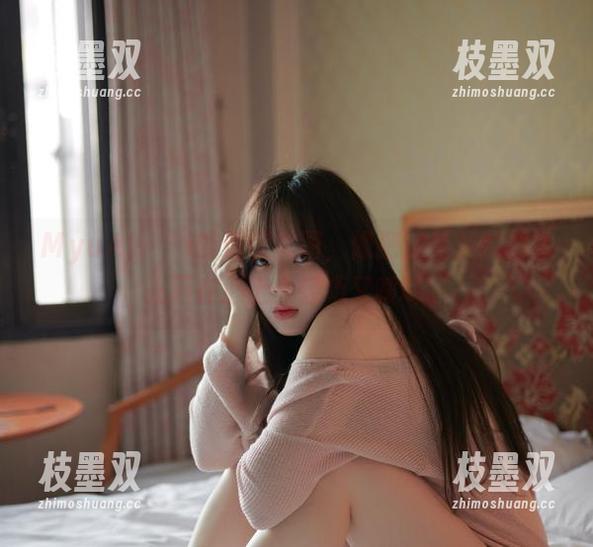 MyuA(뮤아)的透明美图，像把波光粼粼的水光洒在心上，轻巧又暧昧。