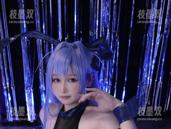 套餐一：PAKI酱的自拍精选，手持小镜子开始营业