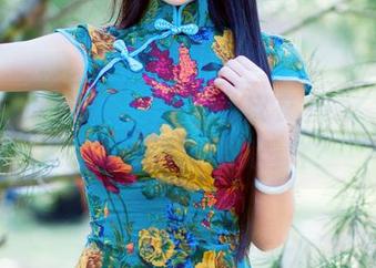 TuiGirl推女郎 – 胡允儿皮衣上线：看，她的福利图片里藏着啥？