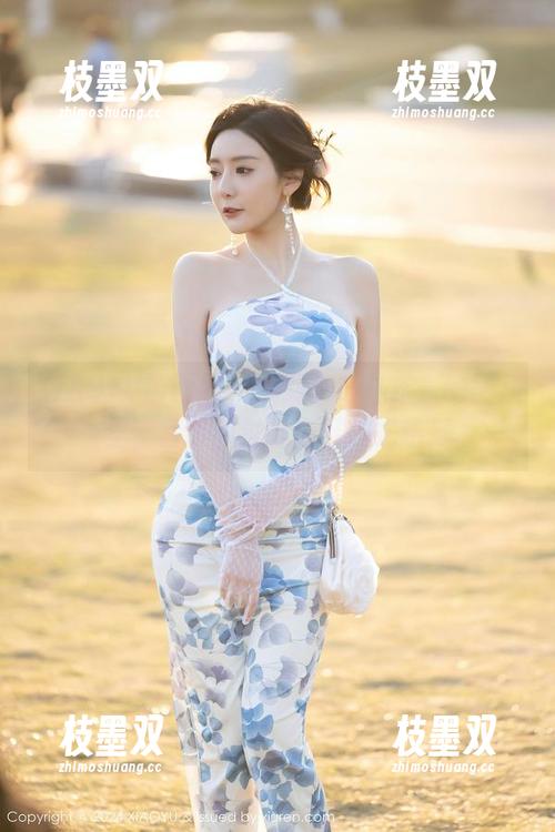 XIAOYU语画界 - 说到底，林乐一的图集里，套装不过是个开放式结局