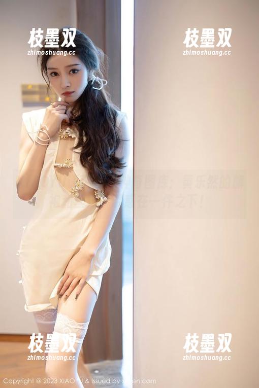 XIAOYU语画界 - 神奇图库：黄乐然的旗袍和丝袜，诱惑在一件之下！