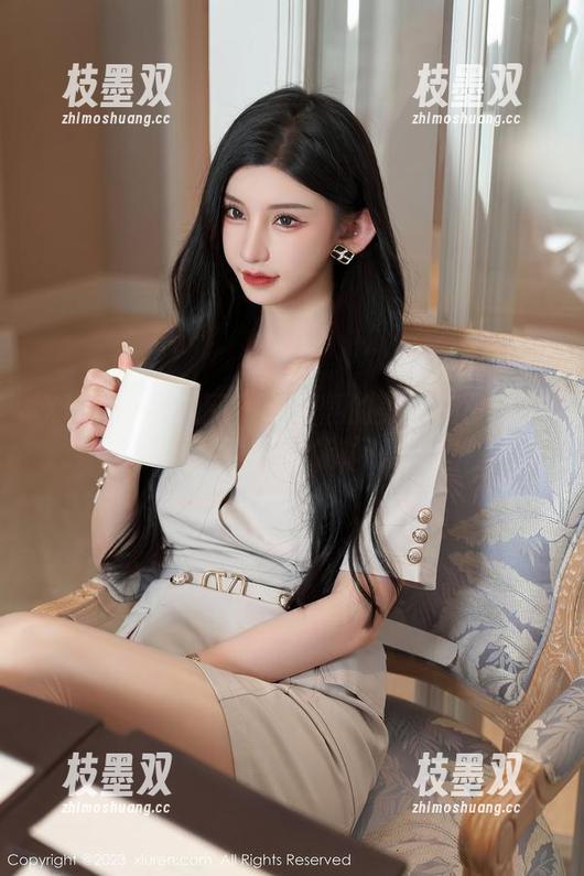 Xiuren秀人网 - 唐翩翩的美腿在图库精选上闪闪发亮，别问我结果