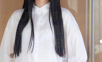 Xiuren秀人网 – 妙可可Cheese的户外写真，图册里的奇妙角落，好想在这里待一整天啊