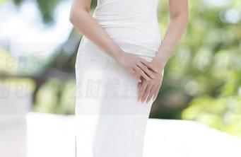 Xiuren秀人网 – 观看杏子Yada教室的图包，什么时候我们也能进去？