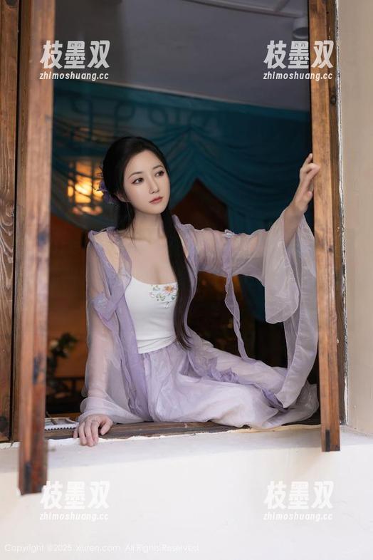 Xiuren秀人网-清水美嘉 Xiuren秀人网 - 图片中的清水美嘉,灰丝福利太绝!每一张都像是在说“快来关注我呀”!
