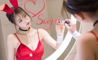 Xiuren秀人网 – 说说王馨瑶yanni的大灰丝：好像走错片场的写真