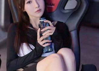 Xiuren秀人网 – 美桃酱职业装的私房故事：这裤子开不动你信不信？