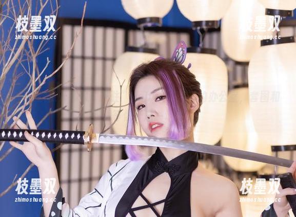 每一次点开都像“进驻”Yebin(전예빈)的办公室，套图和下载等你开启一场误入。