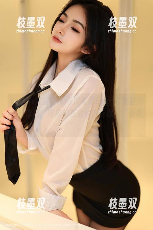 YouMi尤蜜荟 - 每次看到Egg-尤妮丝的白丝作品，图库都在偷偷告诉我：“看吧”。