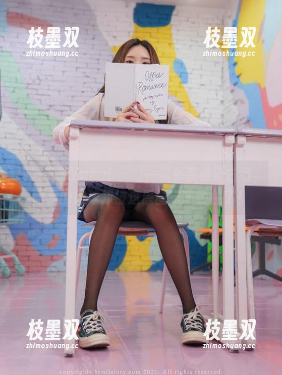 和服中的Yuka(유카)，似乎在追溯古老，而我的眼球却被这原图牢牢锁住了！