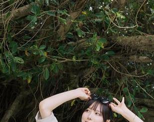 けん研(けんけん)美脚写真，要不要也给我一双这种美丽的‘小沙发’！