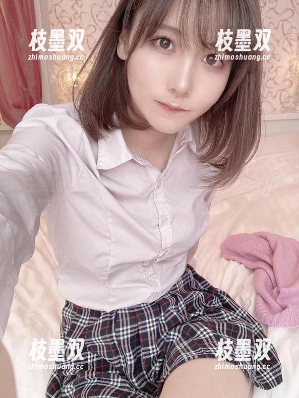 在更新着的けん研Fantia-2022年合集里，套图到底藏了啥？让我好奇死！