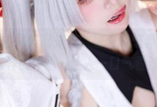 九柒喵的写真又来袭，碧蓝幻想真应该多些这样的作品…让人一口气看过瘾!