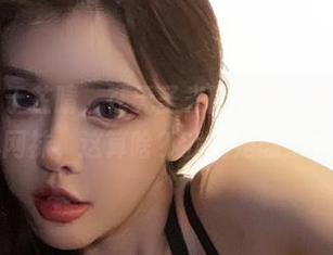 微密圈 – 于芷晴，在无圣光的背景下饶有兴致地玩网袜，这算啥？我怕是恋爱了！