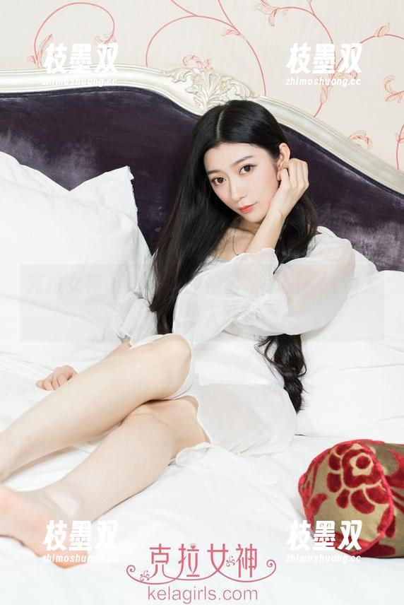 克拉女神 - 图片里的凌雪水手服，资源太让人想入非非