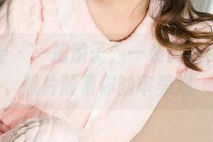 克拉女神 – 一把扇子，一袭旗袍，吕佳的照片颠覆你的审美观