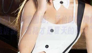 克拉女神 – 高清图册：汤怡的短裙像是悄悄告诉我“短裙才是夏天的真爱”。