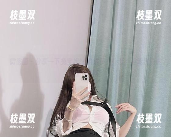 微密圈 - 分享一下兔宝妮to的格子女仆装，难道我也该考虑一套吗？