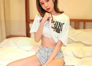 嗲囡囡 – 看SiByl李思宁怎么把圣诞节拍得如此俏皮可爱的资源，真想喵一声！