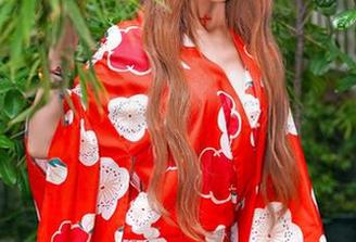嗲囡囡 – 下载前前后后，图库里的陈怡曼白色写真，该有多少赞美声呢？我来凑个热闹！