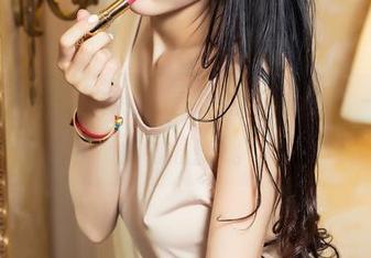 头条女神 – 松果儿最新豹纹写真，一秒撩到我的心。