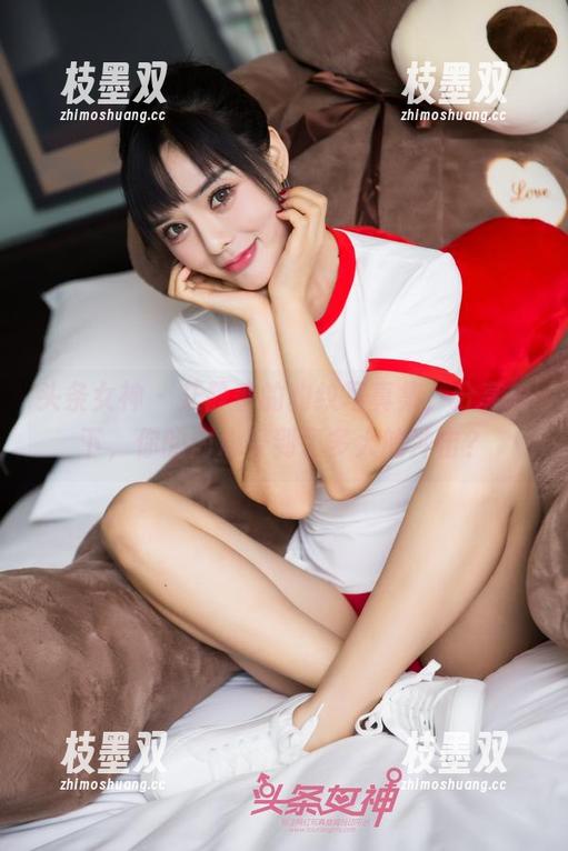头条女神 - 艾静香的豹纹写真集，分享一下，你的内心受到了多大的冲击？