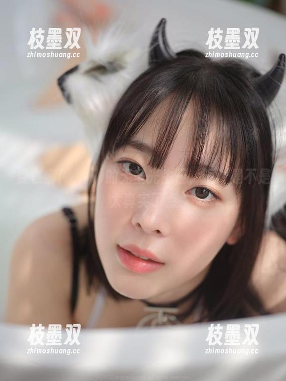 姜仁卿(강인경)的无圣光生日，呃，是不是太真实了点