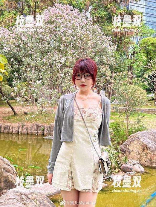 宝儿mysterial的户外高清合集：不怕水土不服，只怕你不直播！