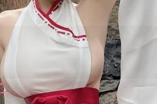 合集里有小仓千代w的6月舰长写真，但我的思绪却飘到了海滨烧烤？