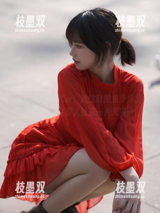 天天追小仓千代w，她的制服免费作品，看了也许会有人过去一片死寂…