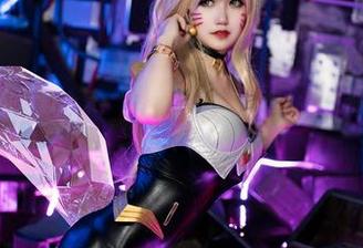 小仓千代w的写真合集：Yuzuriha地狱乐，哦，那杠杠的姿势！