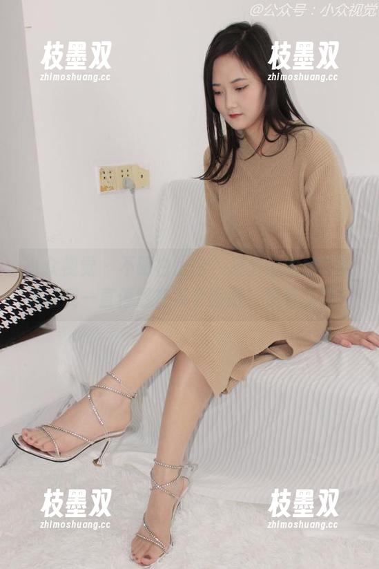 小众视觉 - 不明白为啥，思思姐的奶牛全集让我一直停留在某个画面！快看原图！