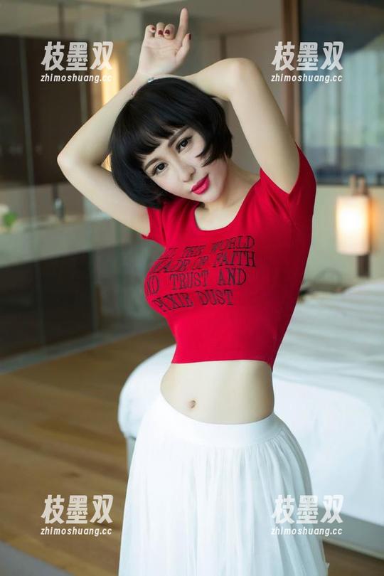 尤果网 - Maggie的修女系列，又更新了？这波‘天使’美得让人想多看几眼。