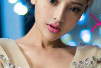 尤果网 – 今天，猜猜“李思宁”的裸足如何在高清图册里闪耀？