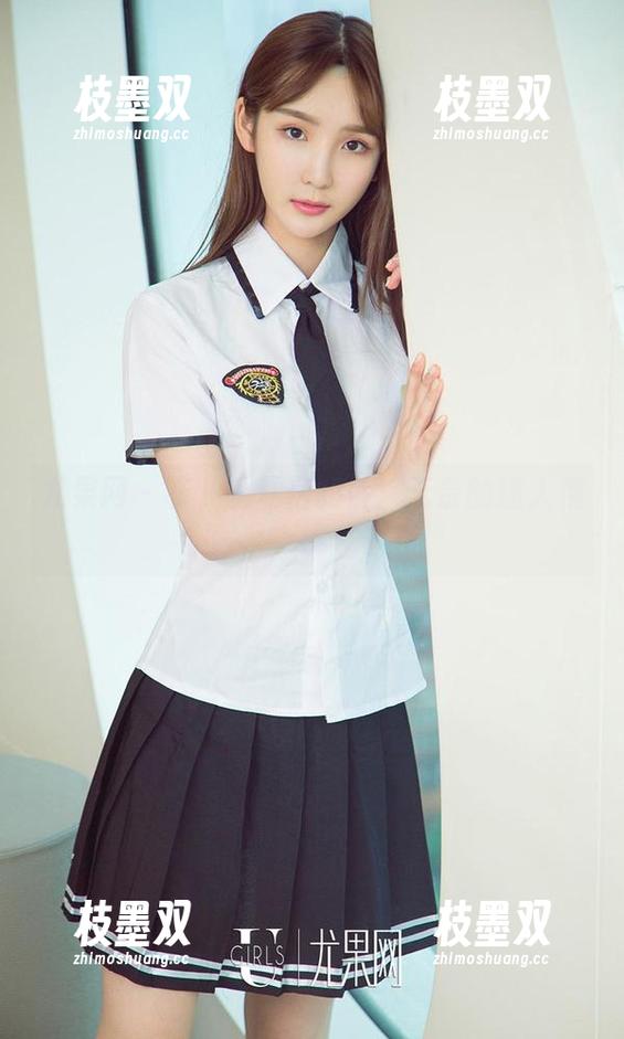 尤果网-菲儿 尤果网 - 菲儿的私房短裤:无奈的迷人视线