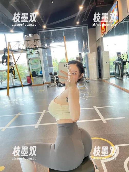 微密圈 - 体操服+左公子666，在线高清，看来我的眼睛又要大开眼界了！