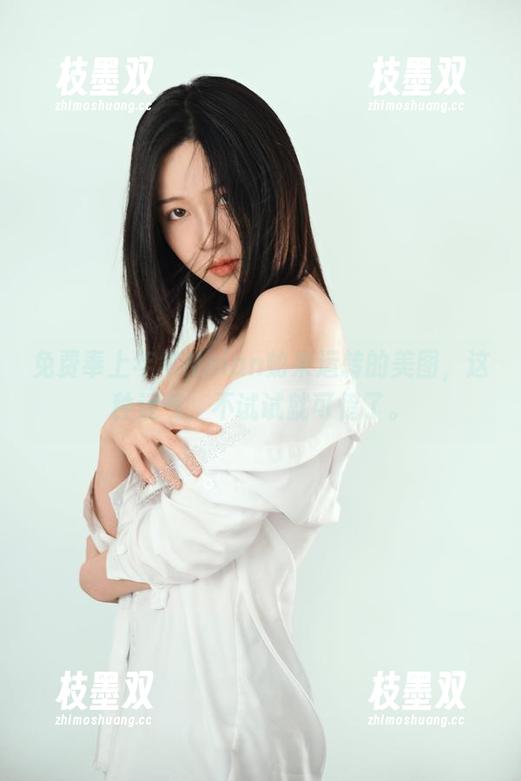 免费奉上年年Nnian蛇来运转的美图，这种运气，不试试就可惜了。