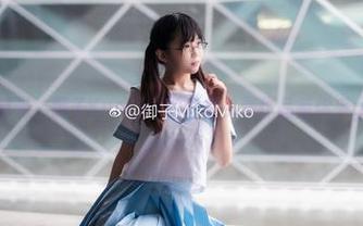 闲聊时光，御子Yumiko的白裙免费作品等你来get！