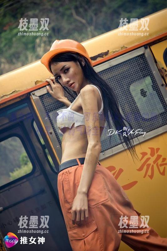 推女神 - 不得不说，可乐Vicky最新的照片里，萝莉气场全开，叮咚