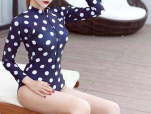推女神 – 又来黄歆苑chobits的油亮美图，没想到资源还能这么轻松愉快地拿到，真有意思。